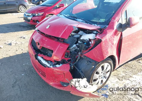 2008 Toyota Yaris z USA, uszkodzony, nr VIN JTDJT903485215325